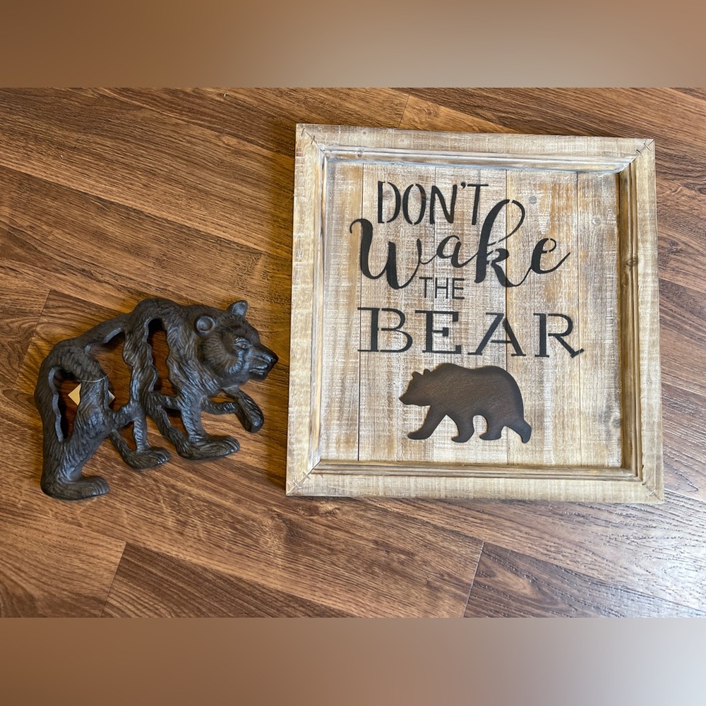 Woodland camping bear decorations